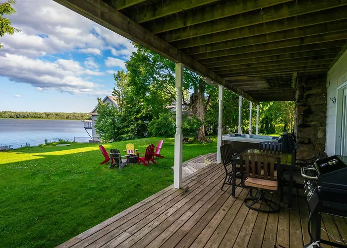 Sparrow Lake Guest House