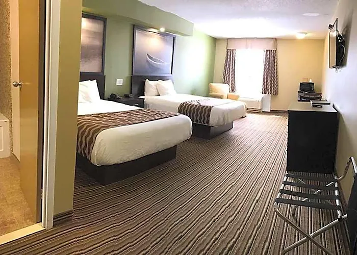 Red Maple Inn And Suites